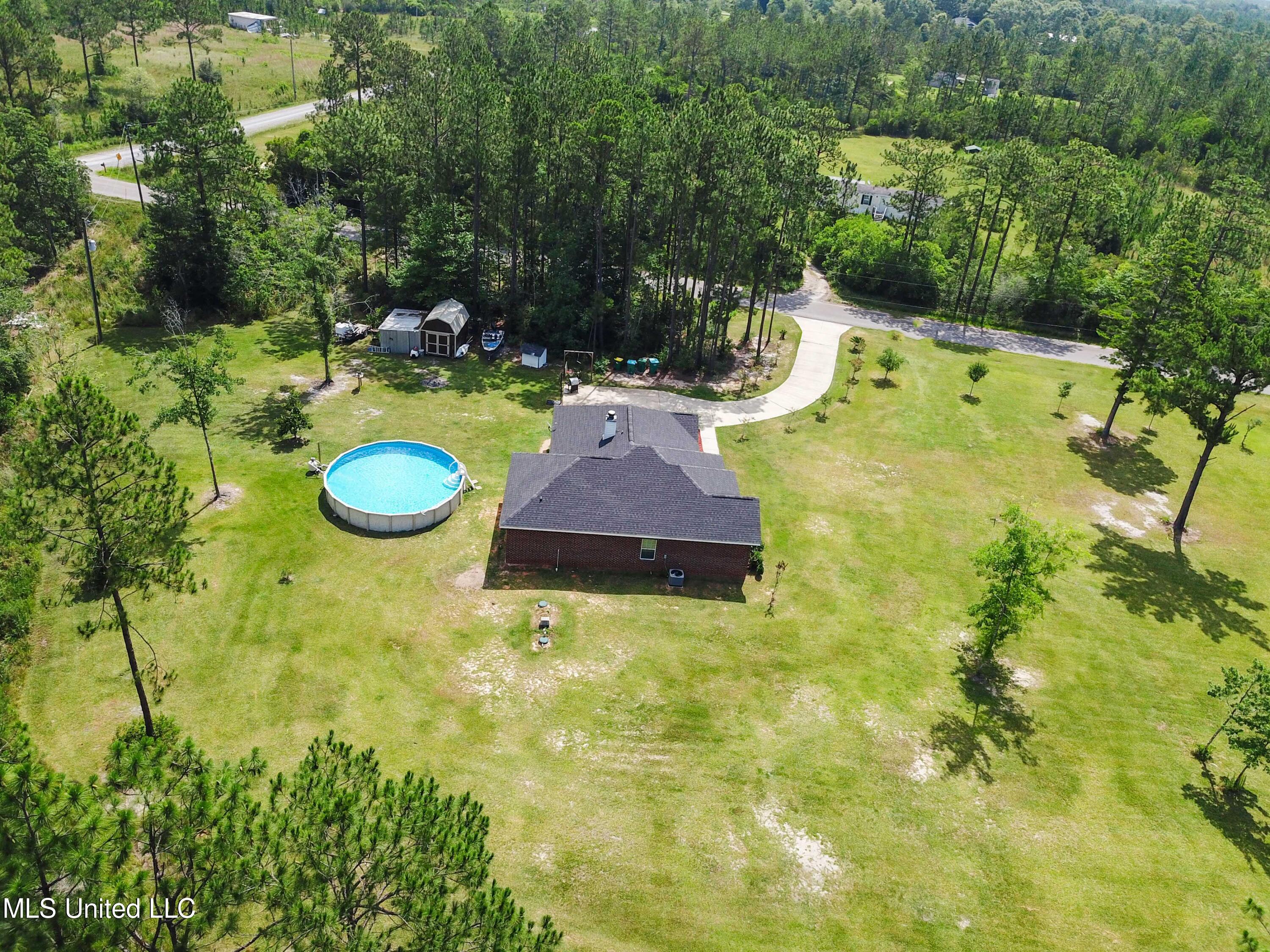 15325 Hardy Waltman Road Moss Point, MS 39562 - Photo 27 of 32 027