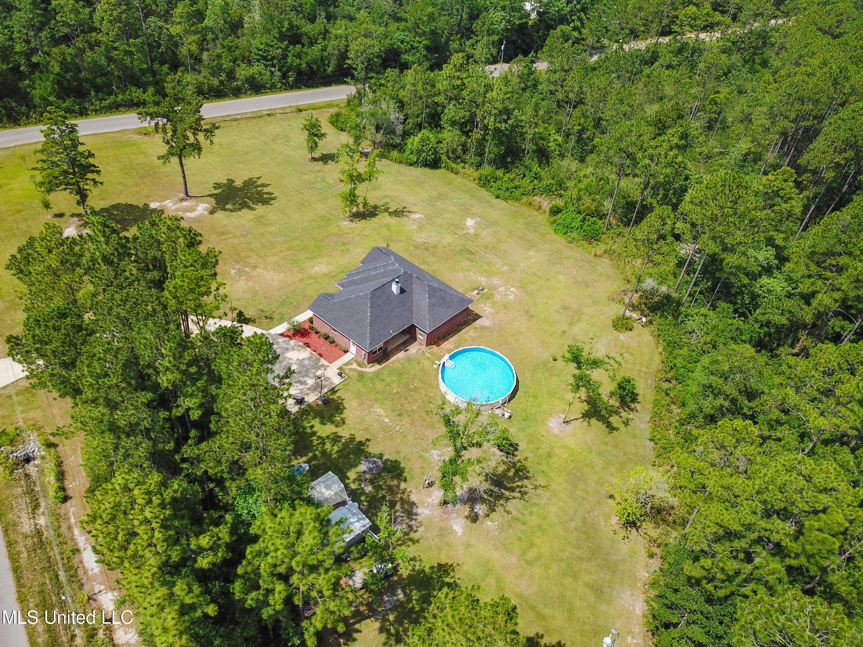 15325 Hardy Waltman Road Moss Point, MS 39562 - Photo 30 of 32 030