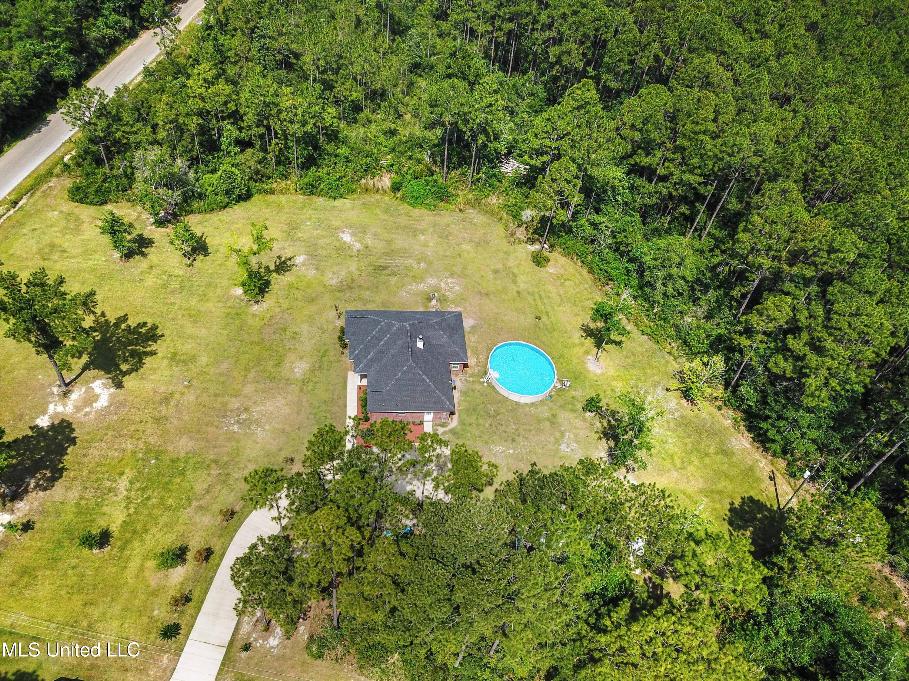 15325 Hardy Waltman Road Moss Point, MS 39562 - Photo 31 of 32 031