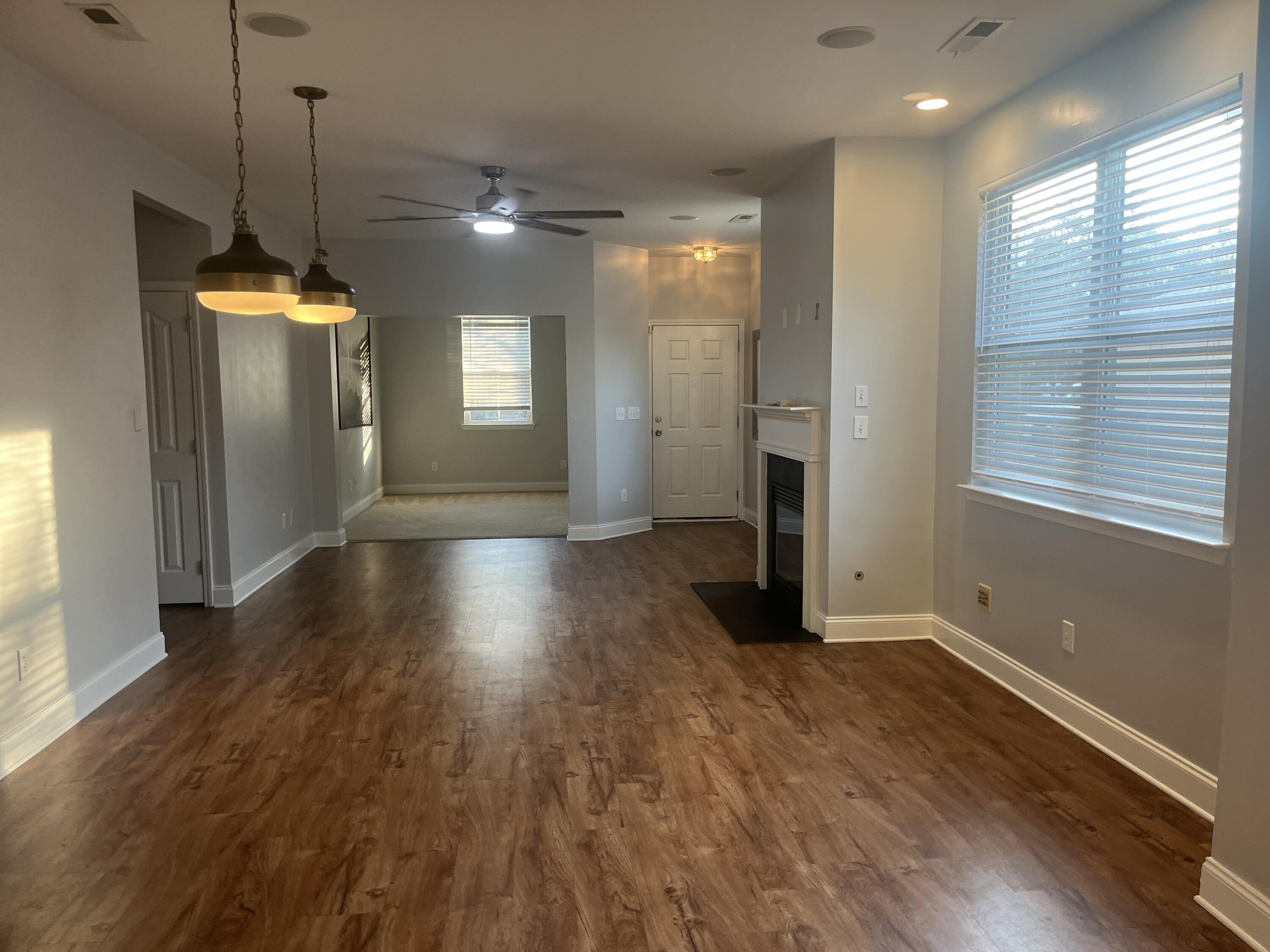 7004 Lanier Street Hanahan, SC 29410 - Photo 3 of 11 IMG_9235