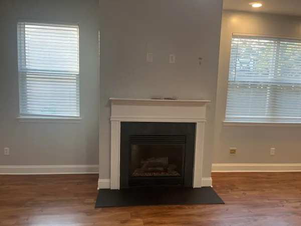 $2,395 | 7004 Lanier Street, Hanahan, SC 29410