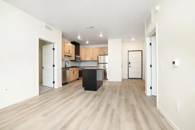 $1,900 | 28 7th Street Northeast, Unit FORGE, Rochester, MN 55906