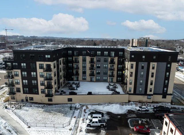 $1,900 | 28 7th Street Northeast, Unit FORGE, Rochester, MN 55906