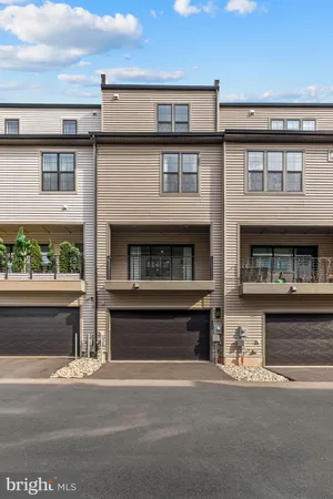 $949,900 | 43433 Wilcox Terrace, Ashburn, VA 20148