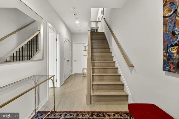 $949,900 | 43433 Wilcox Terrace, Ashburn, VA 20148