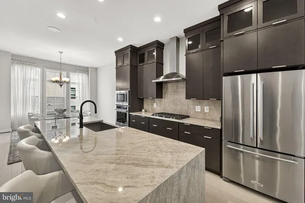 $949,900 | 43433 Wilcox Terrace, Ashburn, VA 20148