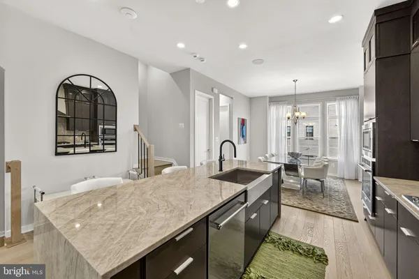 $949,900 | 43433 Wilcox Terrace, Ashburn, VA 20148