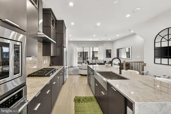 $949,900 | 43433 Wilcox Terrace, Ashburn, VA 20148