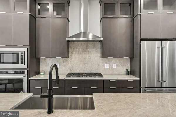 $949,900 | 43433 Wilcox Terrace, Ashburn, VA 20148