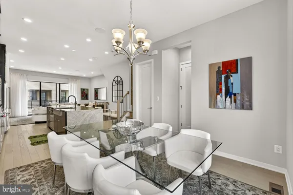 $949,900 | 43433 Wilcox Terrace, Ashburn, VA 20148