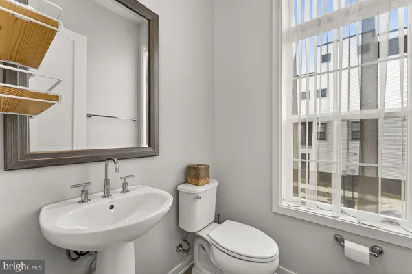 $949,900 | 43433 Wilcox Terrace, Ashburn, VA 20148