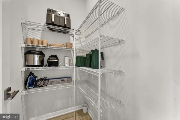 $949,900 | 43433 Wilcox Terrace, Ashburn, VA 20148