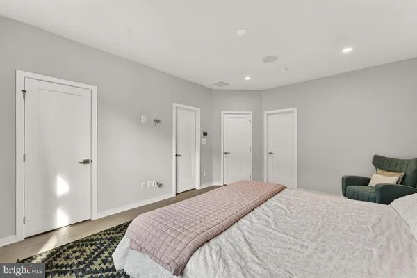 $949,900 | 43433 Wilcox Terrace, Ashburn, VA 20148