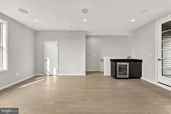 $949,900 | 43433 Wilcox Terrace, Ashburn, VA 20148