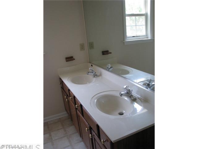 1824 Swaim Road Winston-Salem, NC 27127 - Photo 9 of 12 Master Bath/Spa.