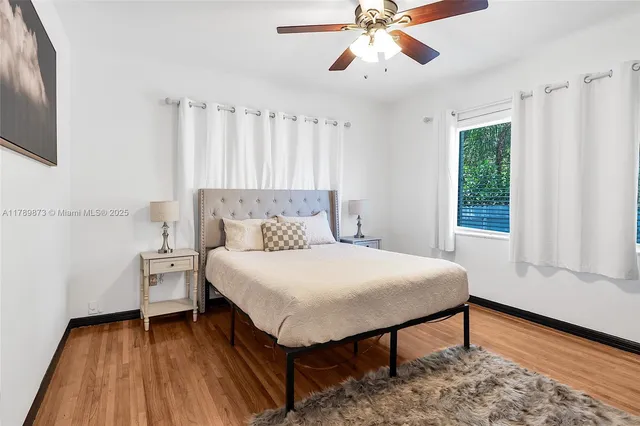 $7,500 | 660 Northeast 121st Street, Unit 660, Biscayne Park, FL 33161