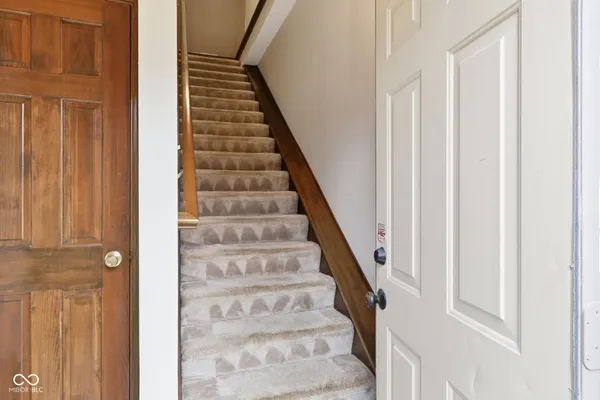 $650,000 | 8848 Classic Circle, Indianapolis, IN 46217