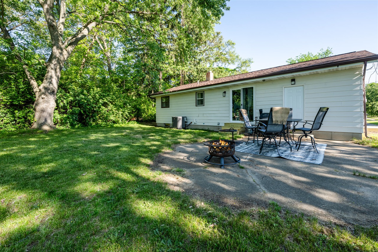 264 Leedy Street Coloma, MI 49038 - Photo 8 of 27