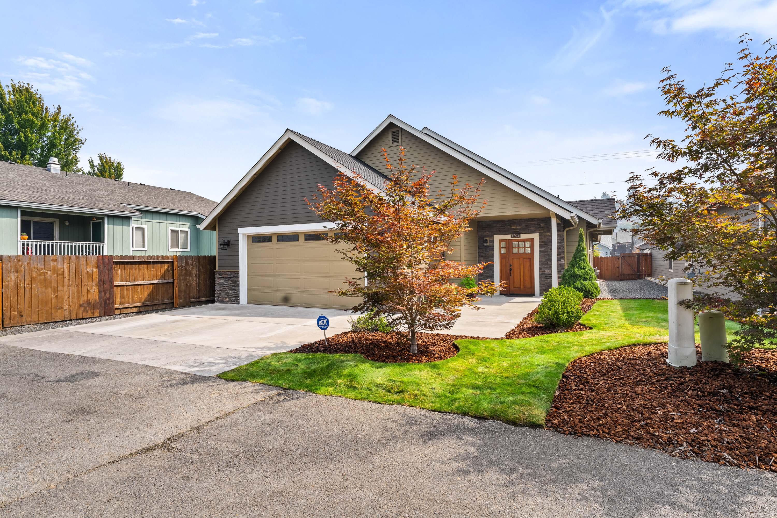 1764 Harbeck Road Grants Pass, OR 97527 - Photo 21 of 28 EXT (1 of 9)