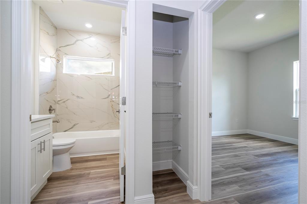 3980 Southwest 157th Place Road Ocala, FL 34473 - Photo 3 of 89 Gallery Image 3
