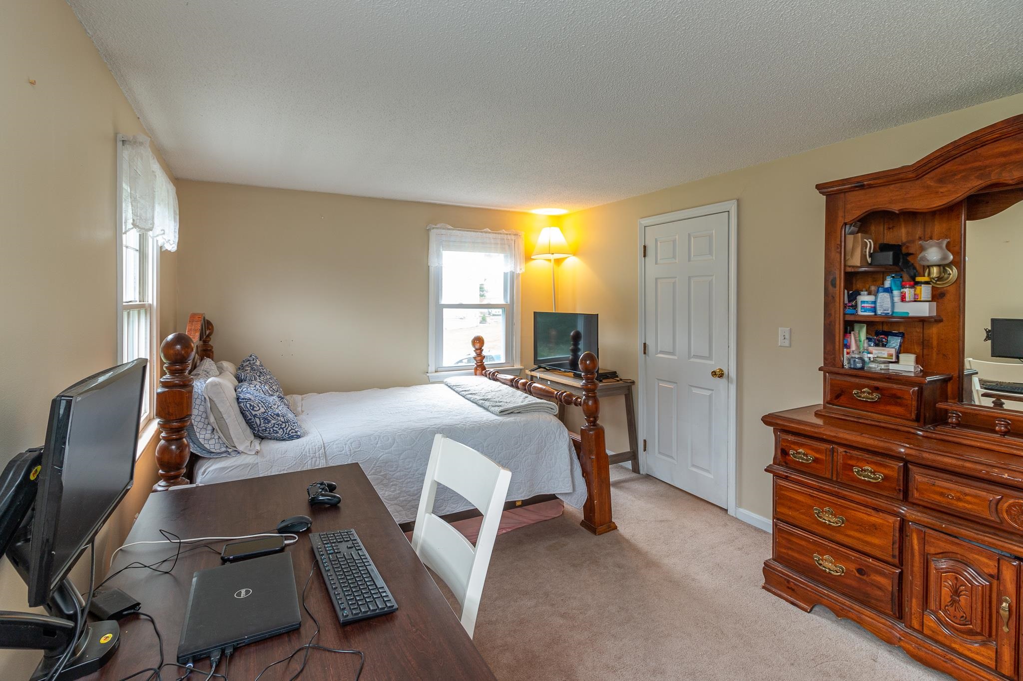 67 R Tsienneto Road Derry, NH 03038 - Photo 20 of 28