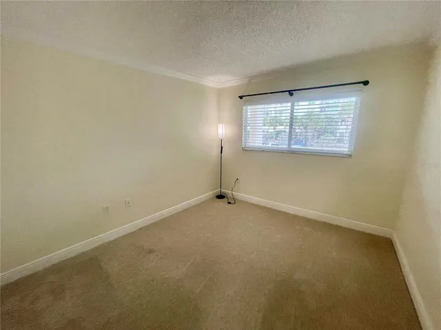 $2,900 | 1361 Snell Isle Boulevard Northeast, Unit 6, St. Petersburg, FL 33704