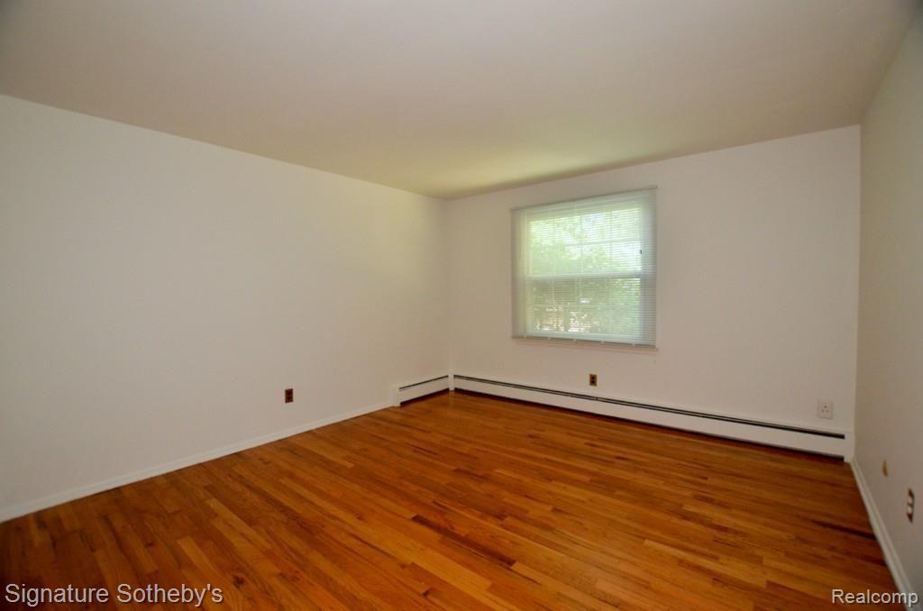 5320 Echo Road Bloomfield Hills, MI 48302 - Photo 54 of 71 bedroom upper1.jpg