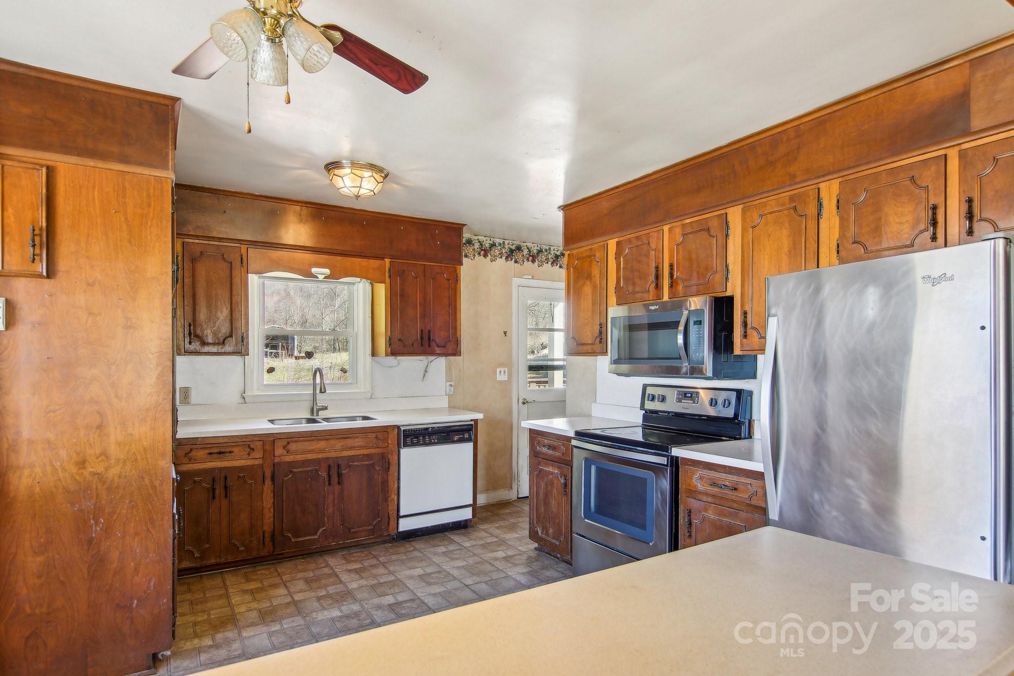 5133 Dutch Cove Road Canton, NC 28716 - Photo 9 of 43