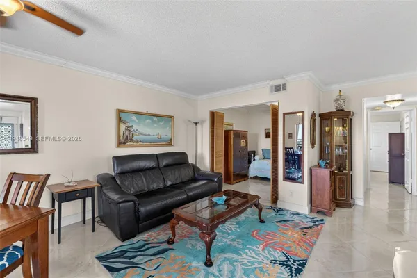 $224,900 | 2731 Northeast 14th Street, Unit 1019, Pompano Beach, FL 33062
