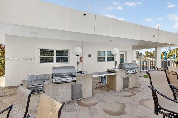$224,900 | 2731 Northeast 14th Street, Unit 1019, Pompano Beach, FL 33062