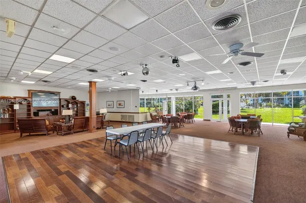 $224,900 | 2731 Northeast 14th Street, Unit 1019, Pompano Beach, FL 33062