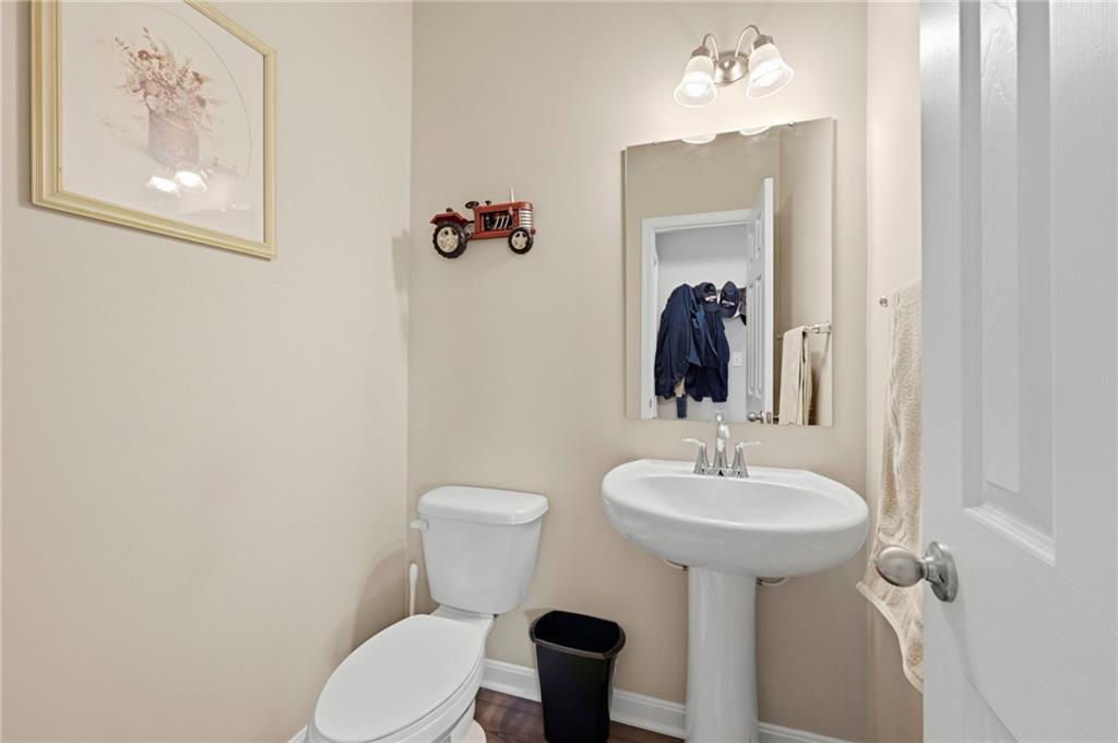 211 Lockheed Drive Coraopolis, PA 15108 - Photo 13 of 34 Gallery Image 13