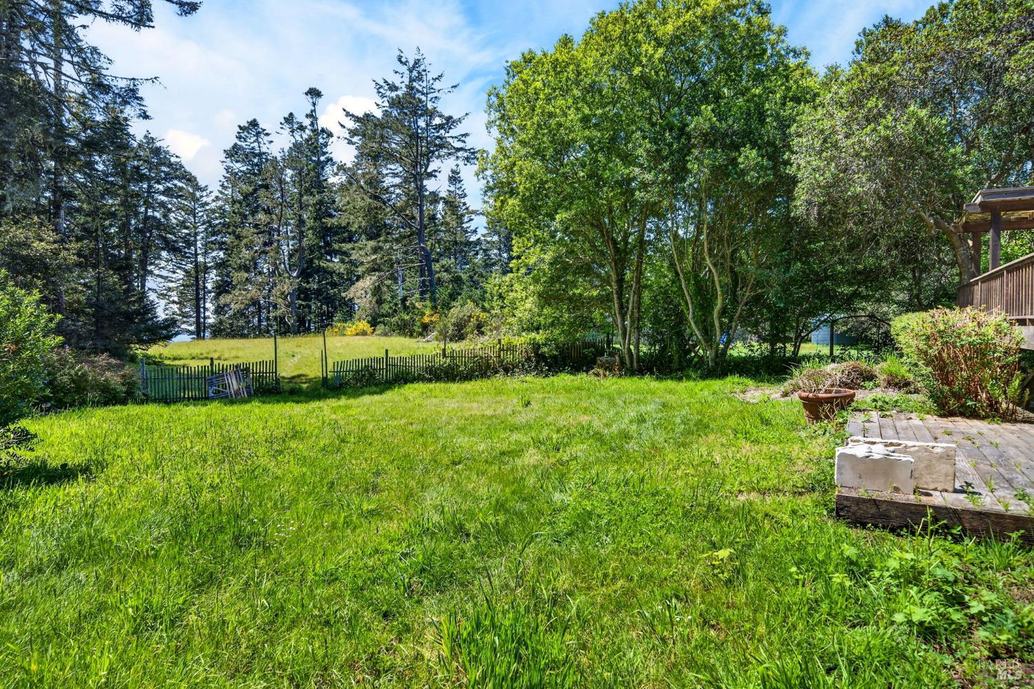 10390 Hills Road Mendocino, CA 95460 - Photo 37 of 43