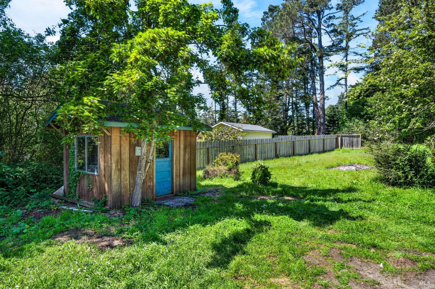 10390 Hills Road Mendocino, CA 95460 - Photo 40 of 43