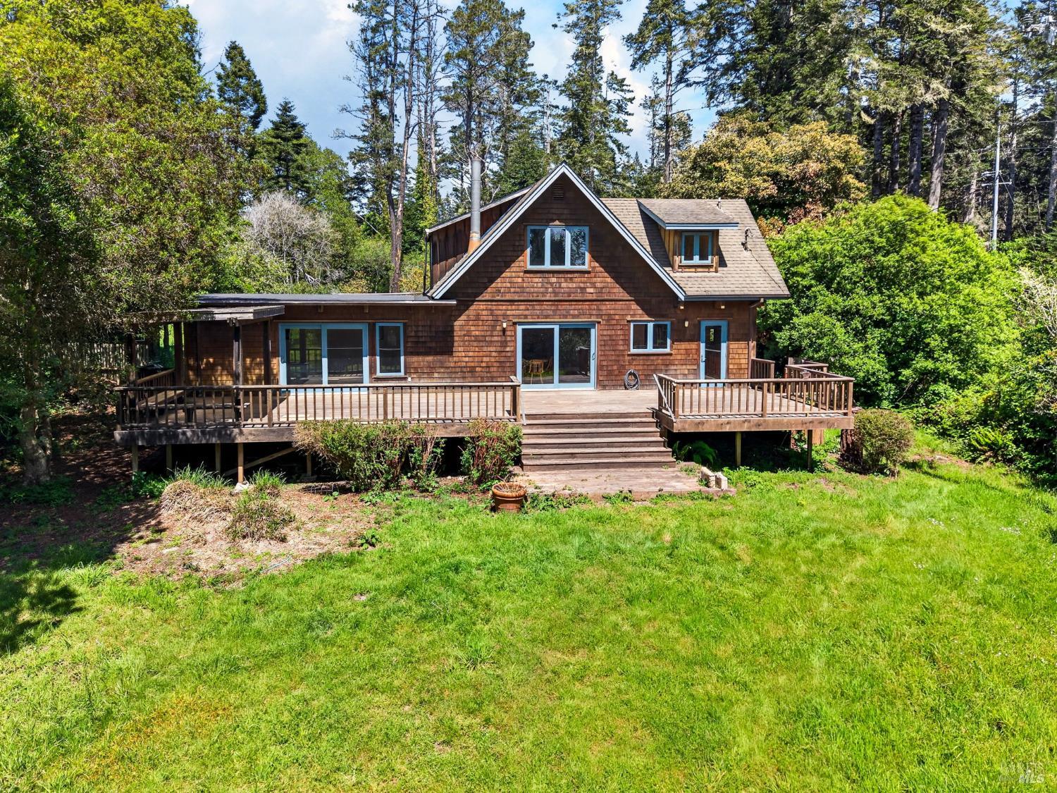 10390 Hills Road Mendocino, CA 95460 - Photo 5 of 43