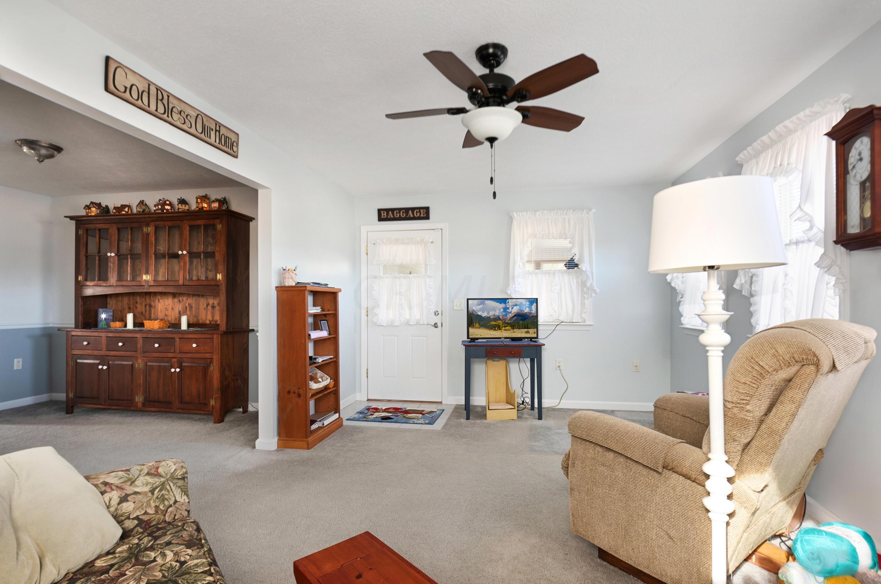 24820 Huber-Hitler Road Circleville, OH 43113 - Photo 20 of 55 Family Room