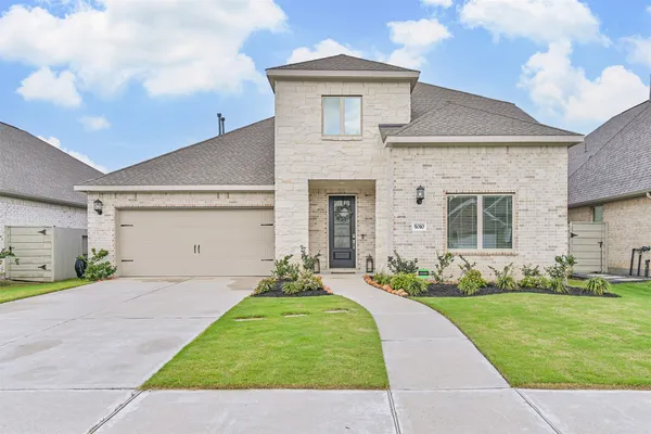 $484,900 | 5010 Walnut Grv Lane, Manvel, TX 77578