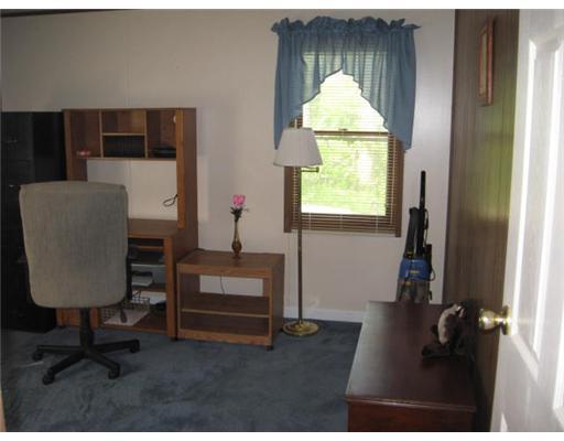 26 Gearing Road Monongahela, PA 15063 - Photo 16 of 18 Bedroom. Third bedrrom with carpeting.