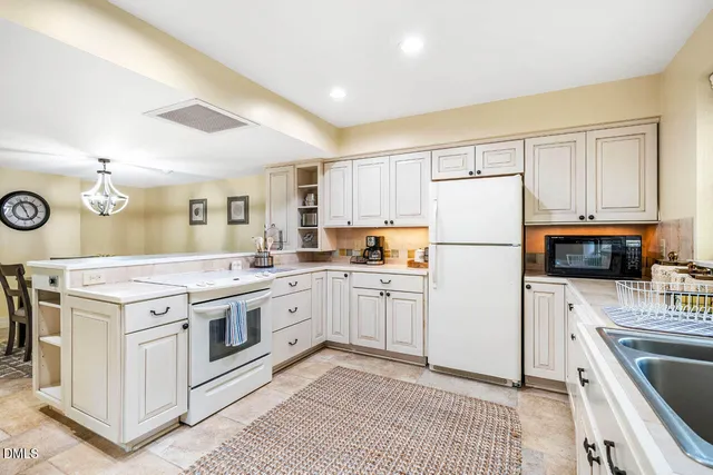 $3,350,000 | 4714 Timberwood Trail, Efland, NC 27243