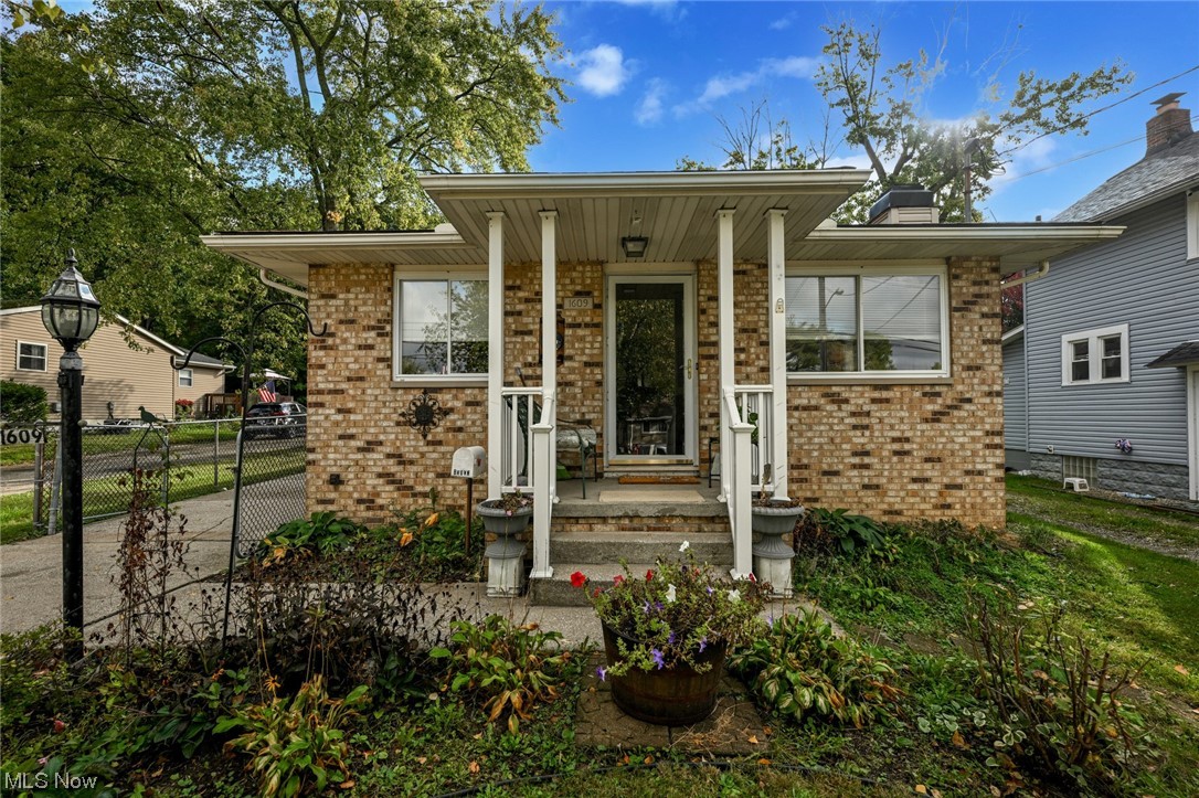 1609 Breiding Road Akron, OH 44310 - Photo 14 of 33