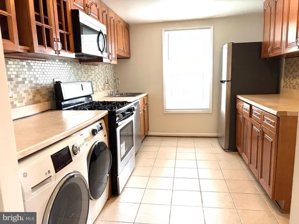 $2,500 | 8014 Lakecrest Drive, Greenbelt, MD 20770