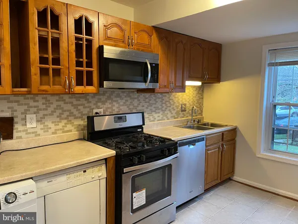 $2,500 | 8014 Lakecrest Drive, Greenbelt, MD 20770