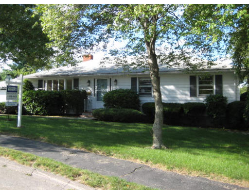 41 Louise Road Braintree, MA 02184 - Photo 1 of 14 Gallery Image 1