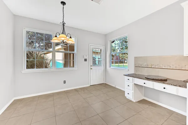 $2,695 | 12006 Audrey Court, Pinehurst, TX 77362