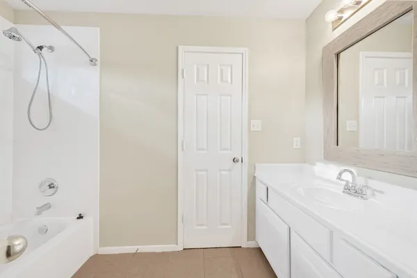 $2,695 | 12006 Audrey Court, Pinehurst, TX 77362