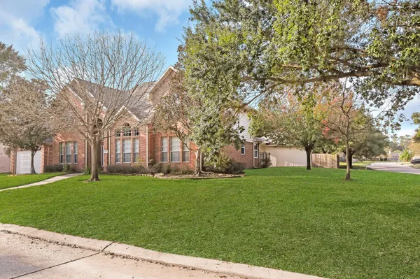 $2,695 | 12006 Audrey Court, Pinehurst, TX 77362