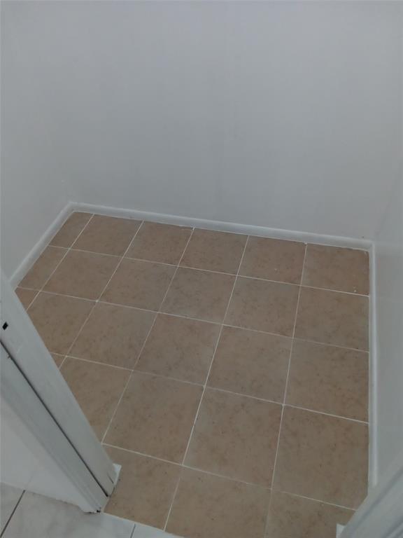 120 Northeast 26th Court Pompano Beach, FL 33064 - Photo 29 of 33 a bathroom with a shower