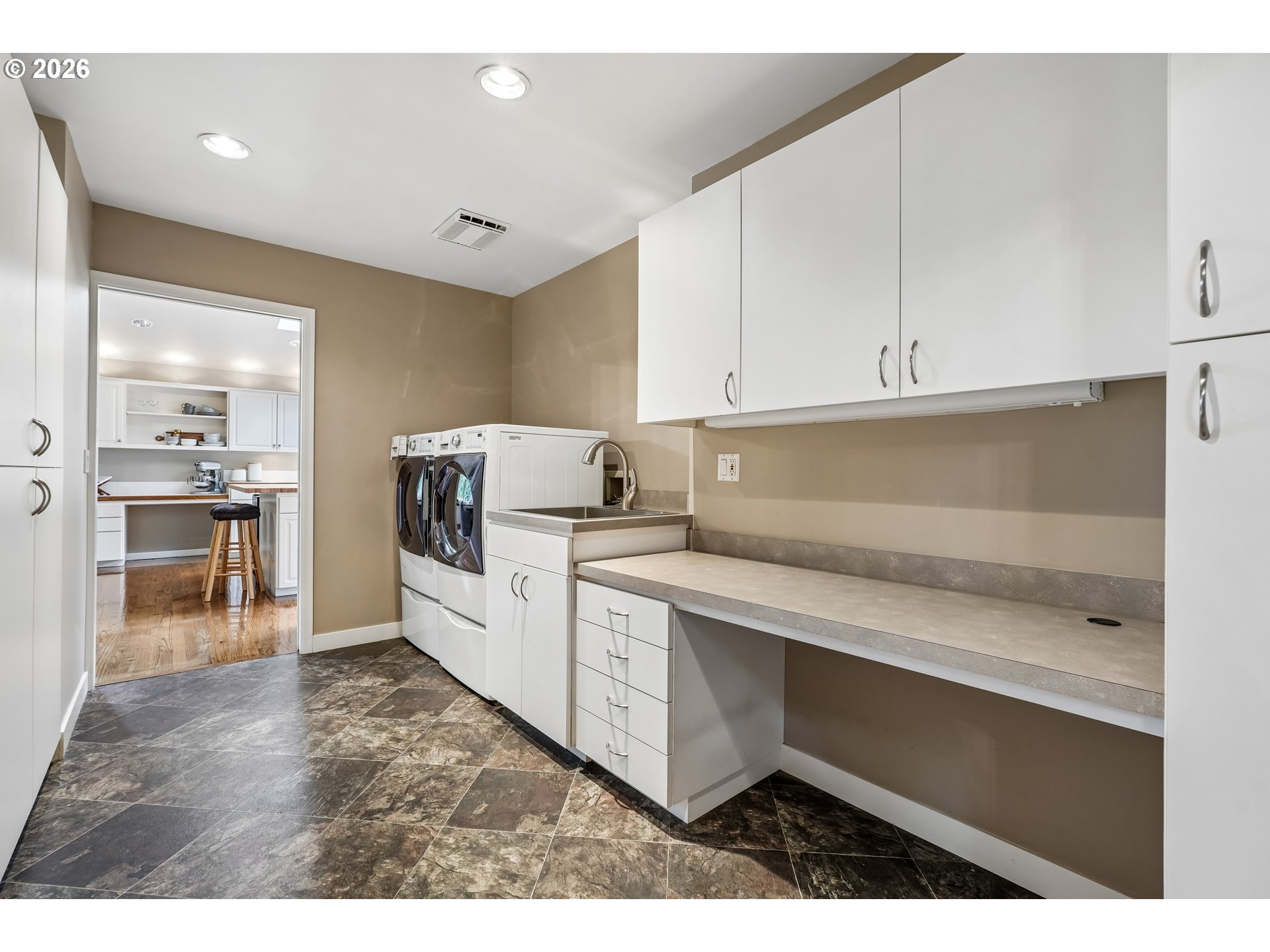 7883 Southwest Linden Road Portland, OR 97225 - Photo 26 of 45