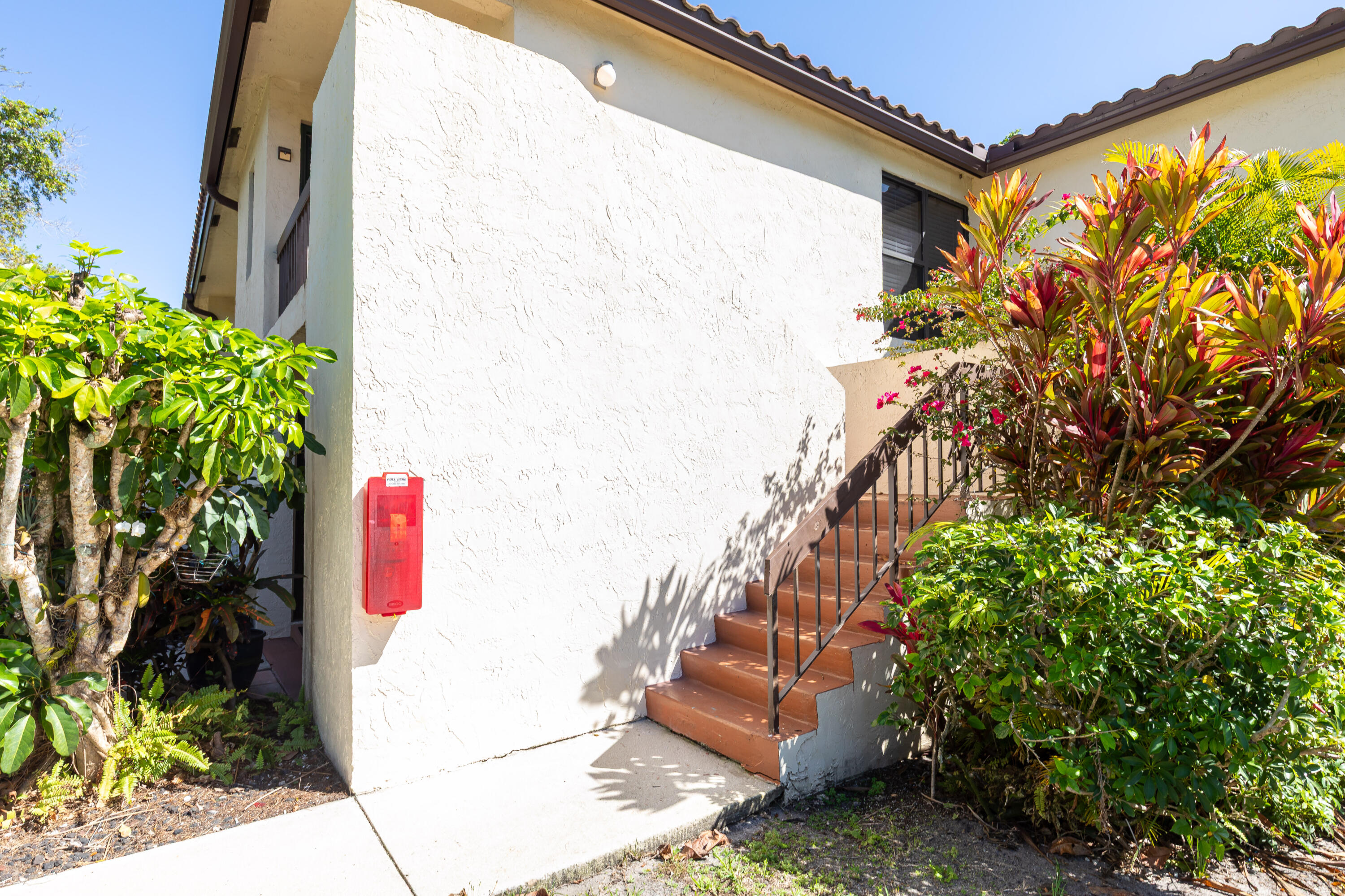 21851 Arriba Real, Unit L Boca Raton, FL 33433 - Photo 53 of 63 Private outdoor Staicase