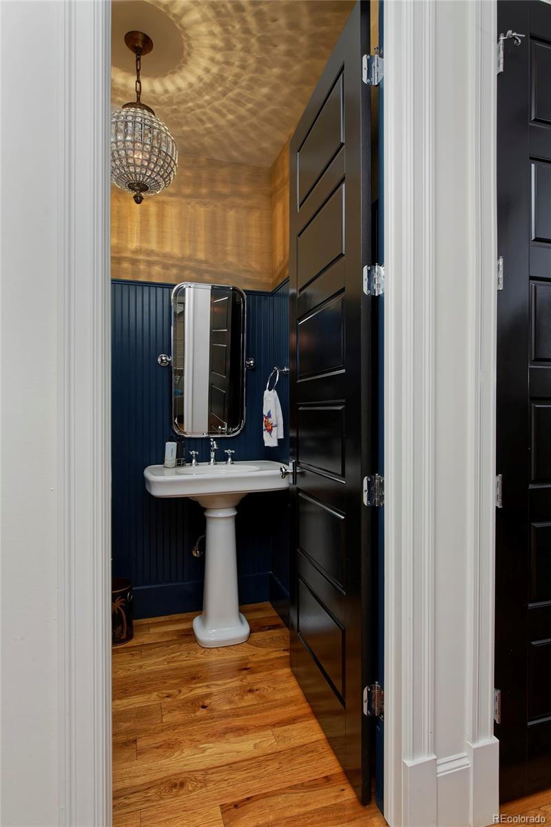 535 High Street Denver, CO 80218 - Photo 9 of 37